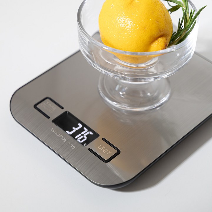 홈플래닛 디지털 주방저울 1kg 마무리 활용 이미지