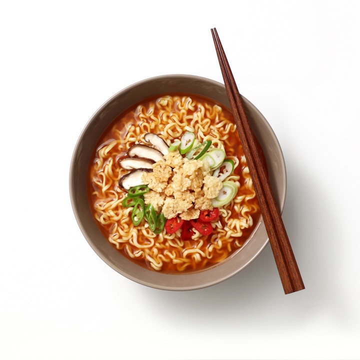 오뚜기 진라면 컵 매운맛 6개 묶음 박스 구성